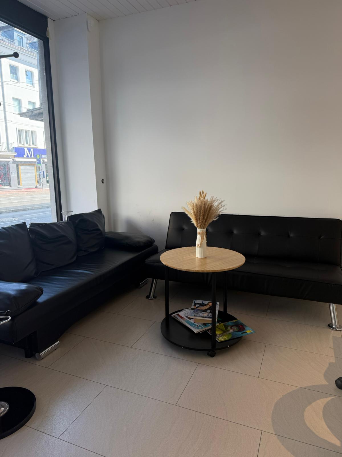 PROFINAILS Studio Innenraum – modernes, elegantes Nagelstudio in Hannover-Linden